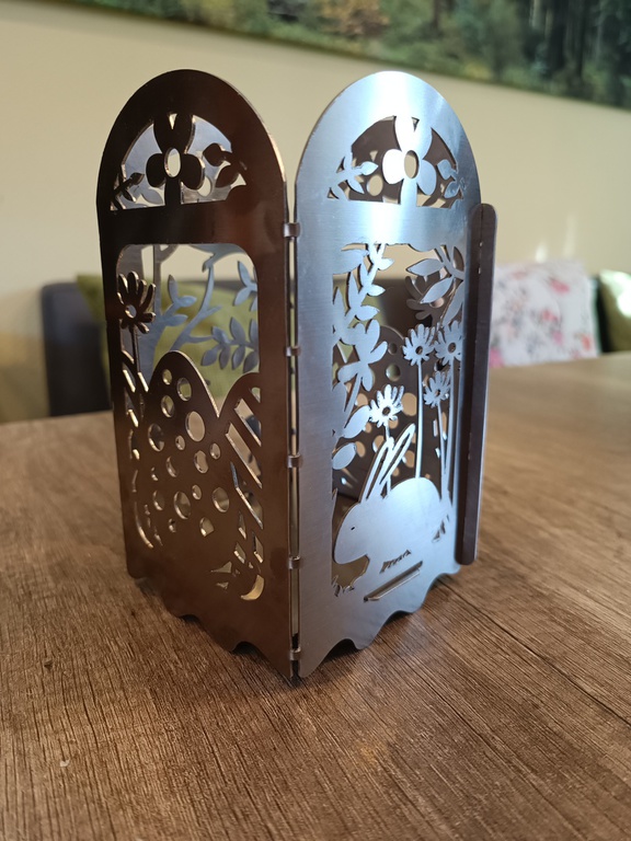 Deko-Objekt aus Edelstahl