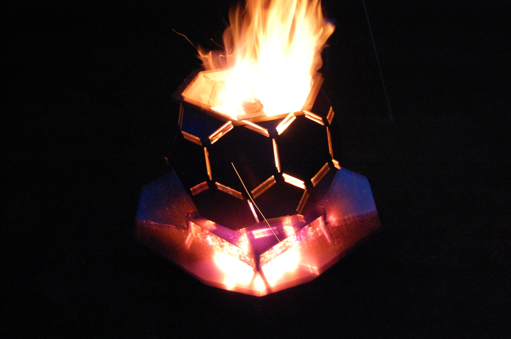 Feuerkorb aus Metall